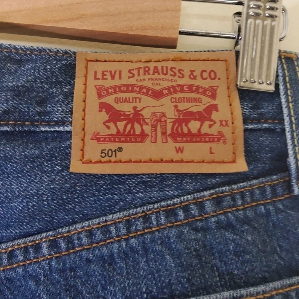 Levi Men's 501 Blue Jeans Size W25 L32